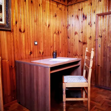 Апартаменты Joel's Big And Cosy Close To The